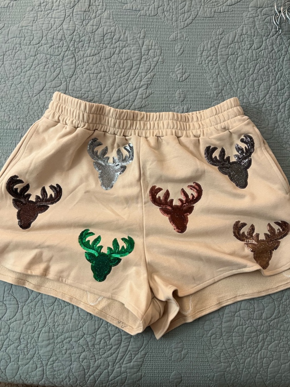 QUEEN OF SPARKLES Sequin Deer Heads Shorts